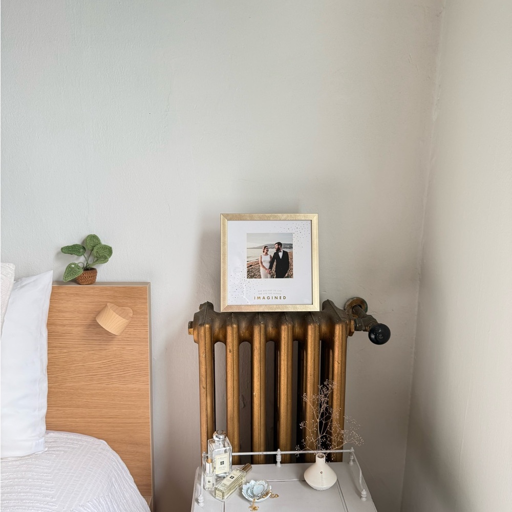 Gold Square Photo Frame - Paper Destiny - Picture 3 of 6